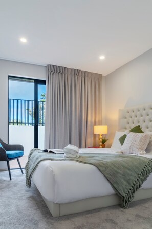 4 habitaciones, tabla de planchar con plancha y wifi gratis 