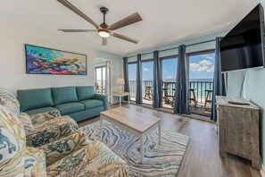 TV - Wrap around Views in this 9th Floor 3BR 3BA Condo @ The Commodore! (Panama City Beach)