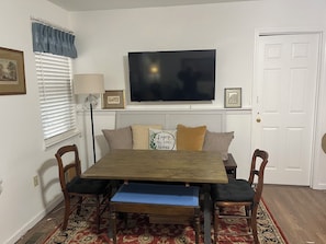 Interior - Happy Hayesville Home (Hayesville)