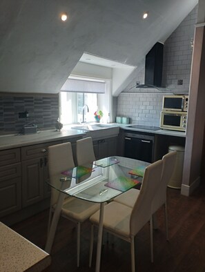 Cottage | Private kitchen - Historical Cottage Royal Deeside Aboyne Abdnshire (Aboyne)