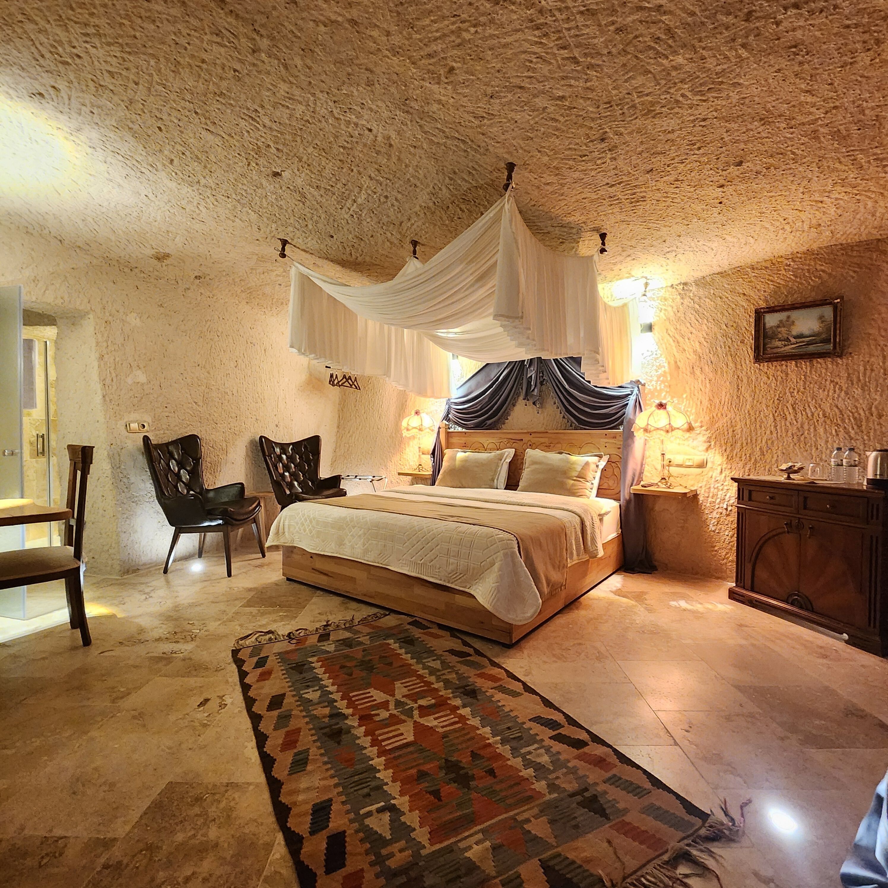 Pteria Cave Room | Premium bedding, memory-foam beds, minibar, in-room safe