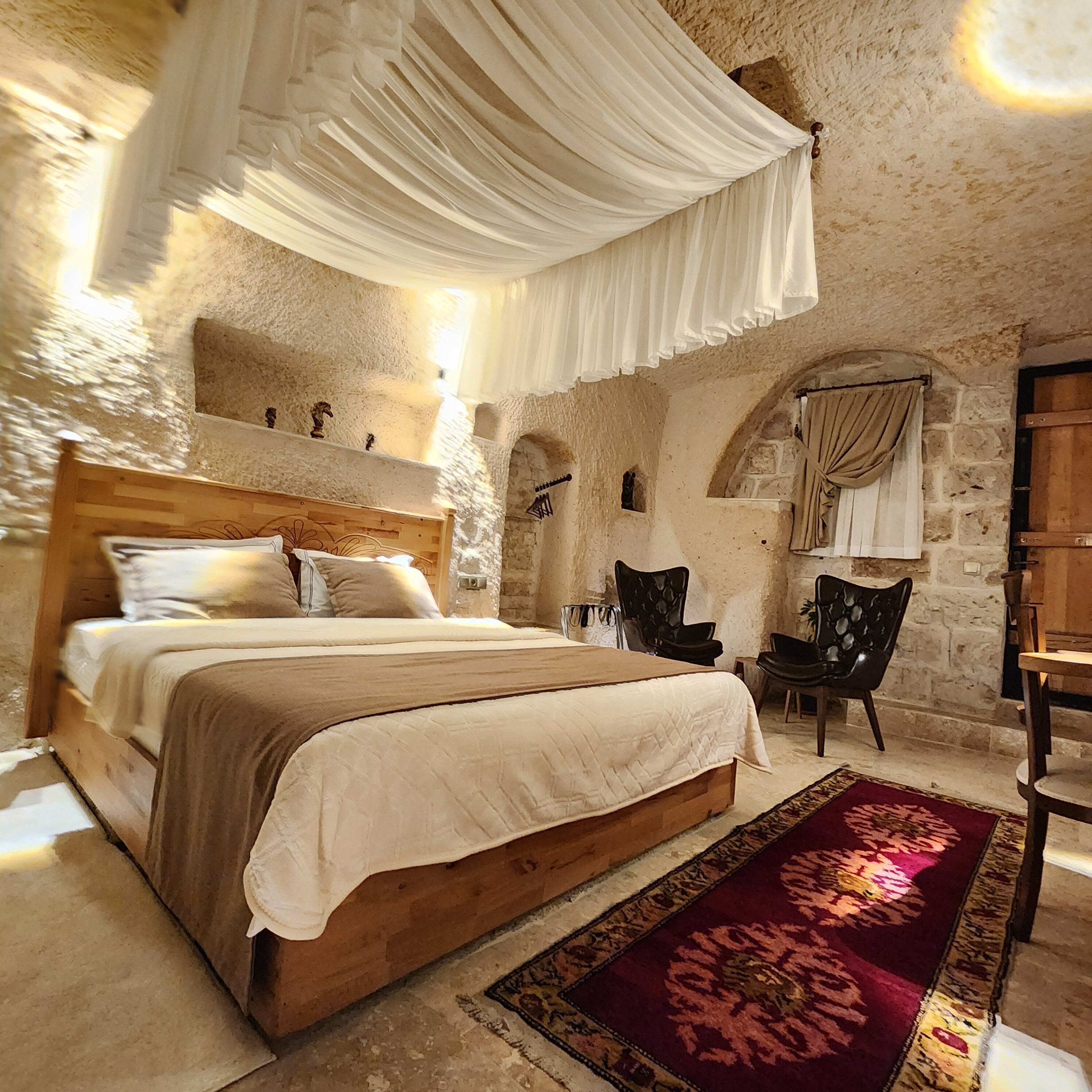 Nesha Cave Suite | Premium bedding, memory-foam beds, minibar, in-room safe