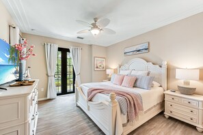 3 bedrooms, iron/ironing board, travel crib, free WiFi