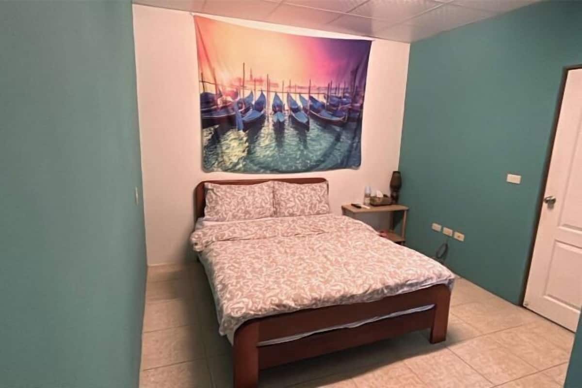 Desk, free WiFi, bed sheets