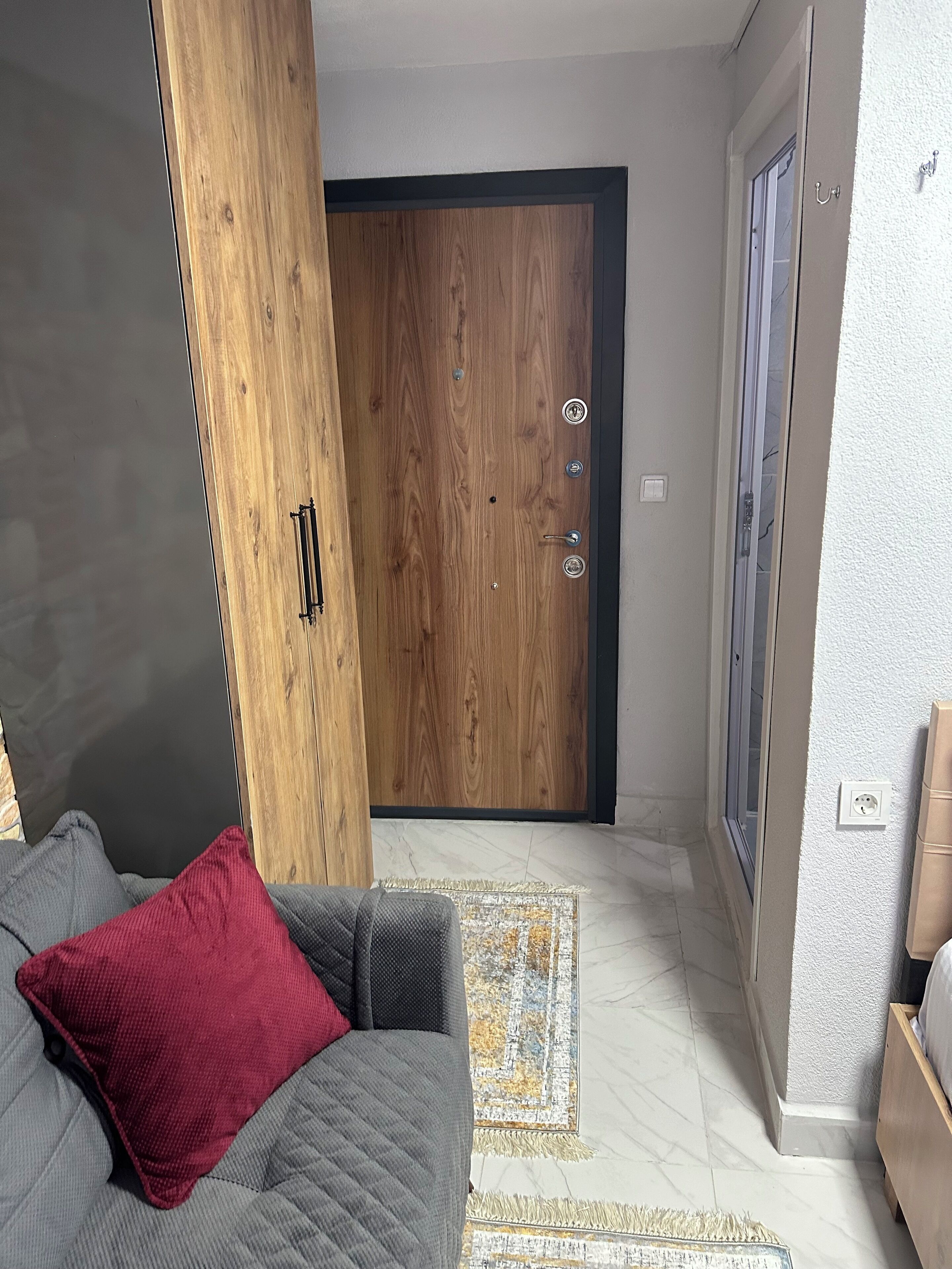 Deluxe Triple Room, Partial Sea View | Egyptian cotton sheets, premium bedding, memory foam beds, minibar