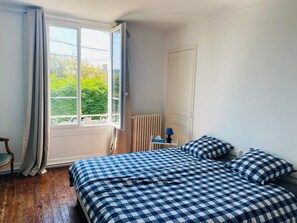 3 habitaciones, tabla de planchar con plancha y wifi gratis 