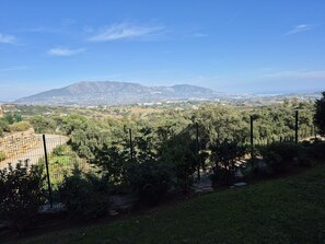 Property grounds - El Soto de Marbella  Ground Floor, FREE On-Site Facilities, P14 Phase 2b (La Mairena, Ojen)