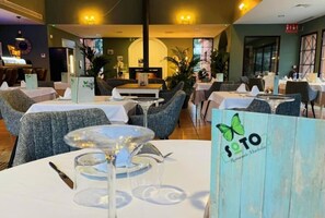 Dining - El Soto de Marbella  Ground Floor, FREE On-Site Facilities, P14 Phase 2b (La Mairena, Ojen)