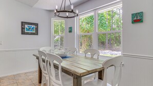Unclassified image, 4 of 26, button - Pensacola Home w/ Large Yard: 4 Mi to Beach (Pensacola)