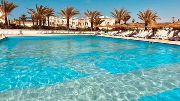 Indoor pool, 2 outdoor pools, pool umbrellas, sun loungers