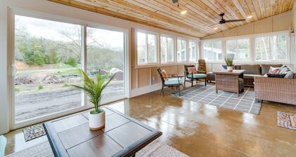 Scenic Yankton Retreat w/ Fire Pit: 1 Mi to Lake!