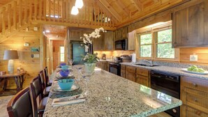 Unclassified image, 3 of 42, button - Blue Ridge Cabin w/ Mountain Views: 6 Mi to Dtwn! (Blue Ridge)