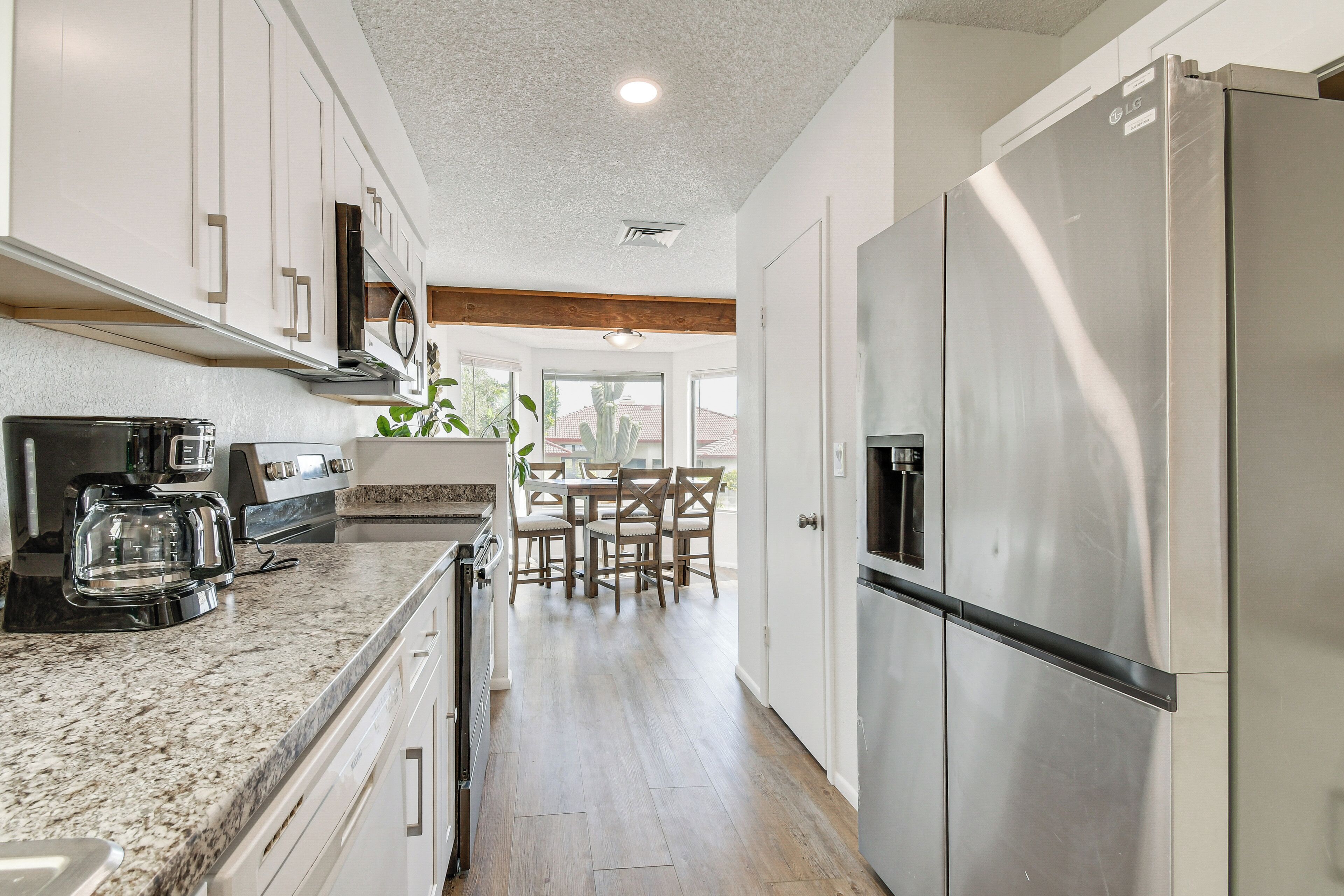 House (3 Bedrooms) | Private kitchen | Microwave, oven, stovetop, dishwasher