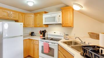 Apartment (1 Bedroom) | Interior