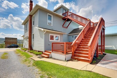 Loganton Townhome, Near Fly Fishing & Hiking!