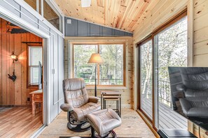 Casa (2 Bedrooms) | Interior