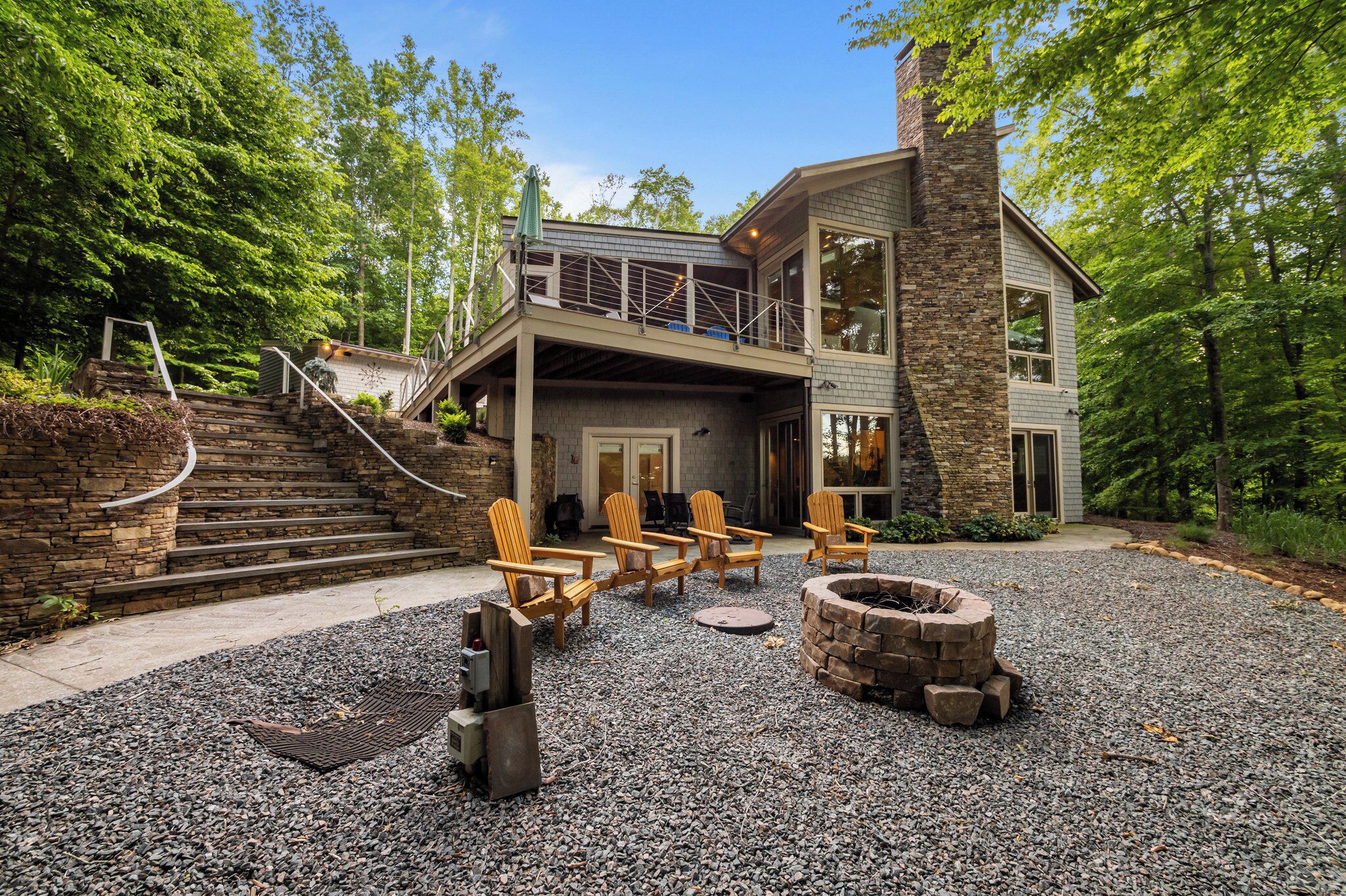 House (5 Bedrooms) | Interior