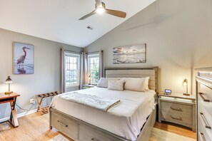 House (3 Bedrooms) | Interior - Wilmington Family Home: 6 Mi to Wrightsville Beach (Wilmington)