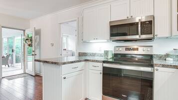 Cottage (1 Bedroom) | Interior