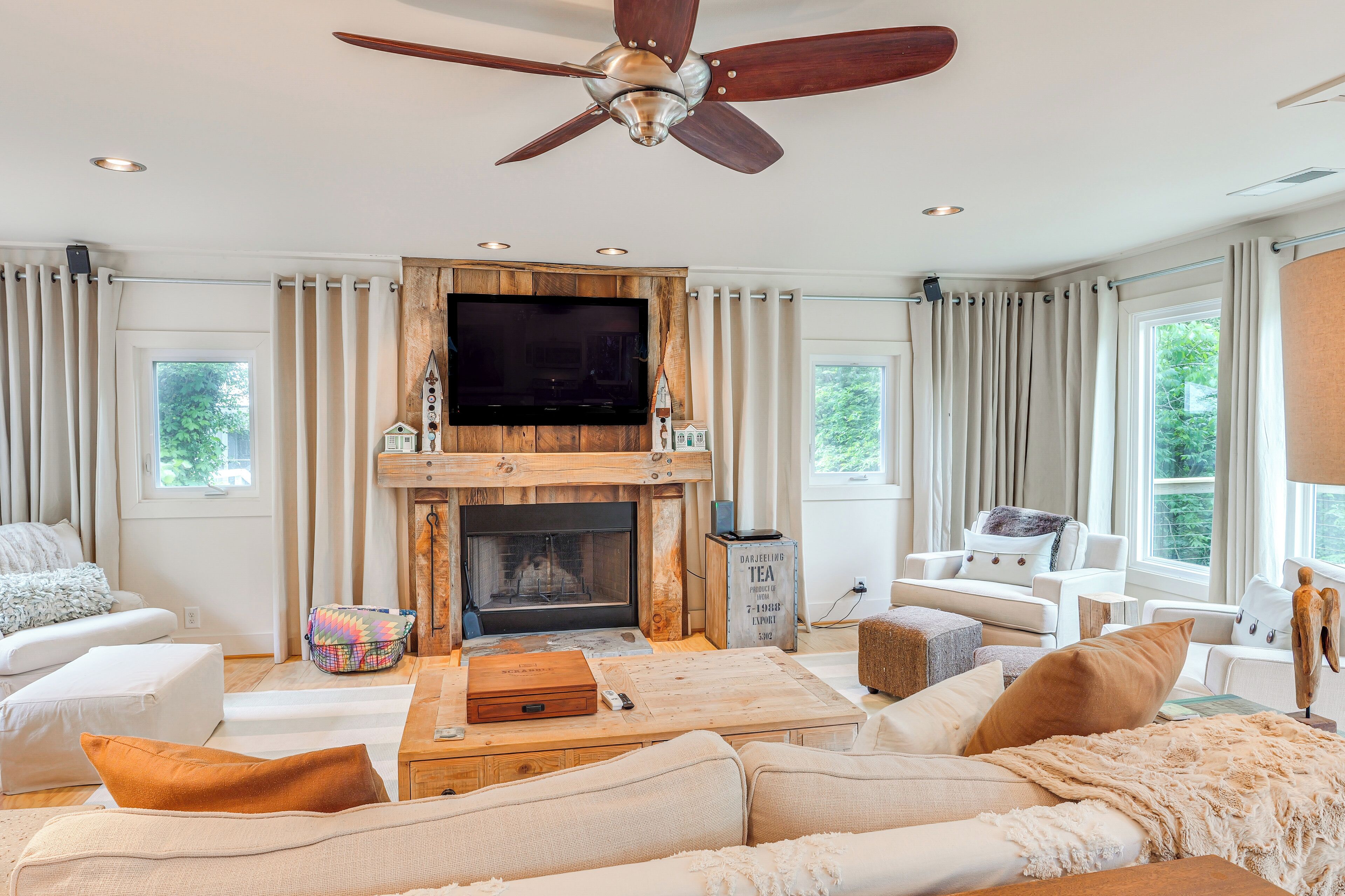 House (4 Bedrooms) | Interior