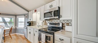 Pamlico River House w/ Private Dock & River View!