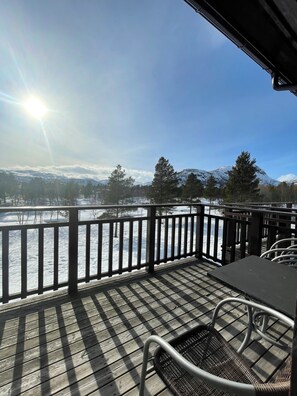 Appartement, 3 slaapkamers, niet-roken, uitzicht op bergen | Terras