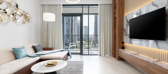 GLOBALSTAY. Creek Edge Tower Apartments