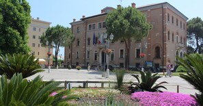 Esterni