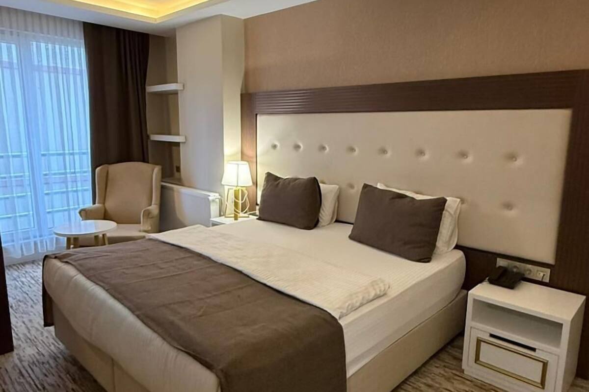 Premium bedding, memory foam beds, minibar, in-room safe