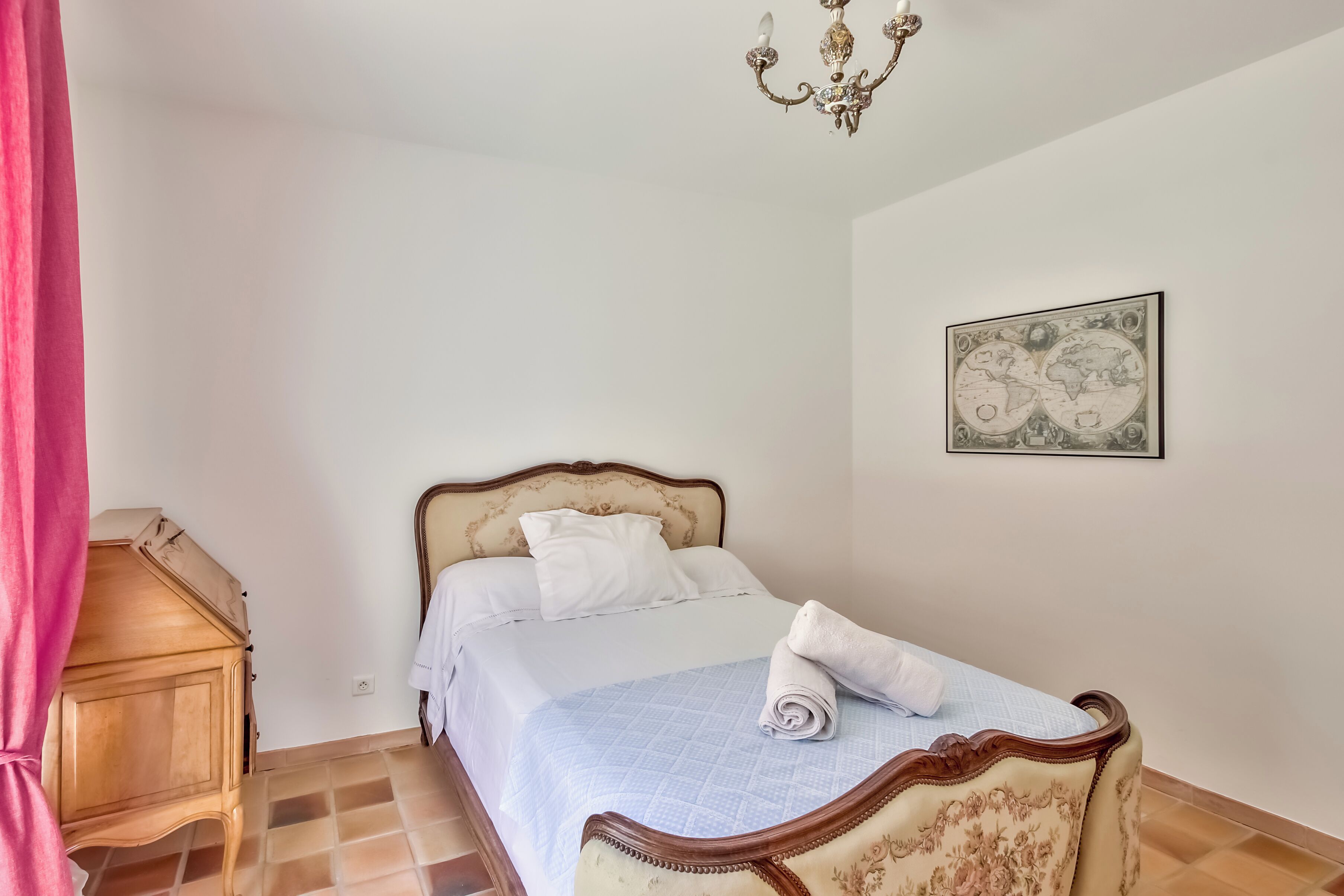 4 slaapkamers, wifi, beddengoed