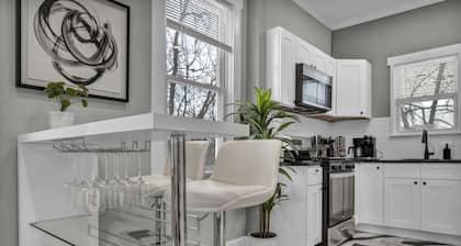 Hot Tremont House - 6 Bed 3 Bath