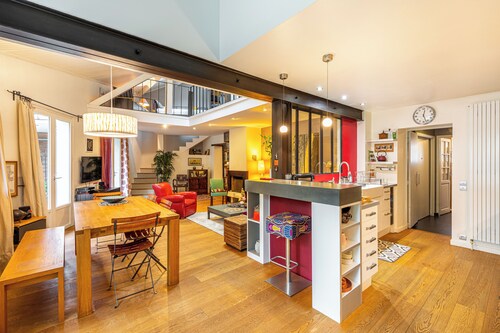 Maison spacieuse proche Paris (métro)