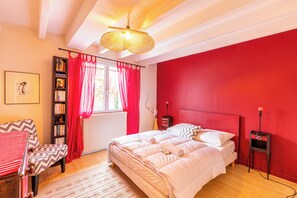 3 habitaciones, tabla de planchar con plancha y wifi gratis