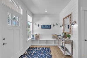 Interior - 3 Sky-High Ocean-View Decks, Hot Tub, 2 King Suites in this Olivia Beach Beauty! (Lincoln City)