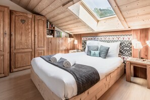 Bügeleisen/Bügelbrett, kostenloses WLAN, Bettwäsche