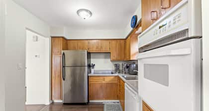 Spacious 3 BDR | Near NYC, Cruise Port, Statue of Liberty | Free Parking