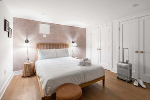 2 chambres, fer et planche à repasser, lit de bébé portatif, Wi-Fi