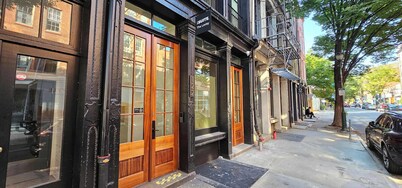 Sosuite | 2Bed Apt w Den, Laundry, Desk