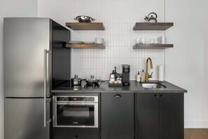 Fridge, microwave, stovetop, dishwasher - Sosuite | Studio Apt w Laundry, Courtyard View (Philadelphia)