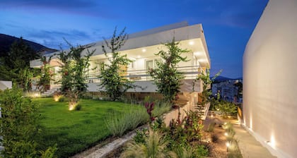 Arancia Elegant Rooms and Suites