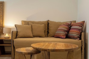 Suite with Garden View | 1 dormitorio, decoración individual, mobiliario individual