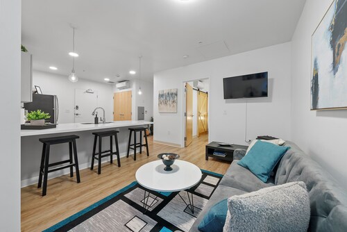 Columbus Modern Apartment