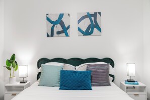 1 bedroom, free WiFi, bed sheets - Columbus Modern Apartment (Columbus)