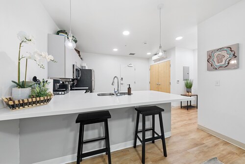 Columbus Modern Apartment