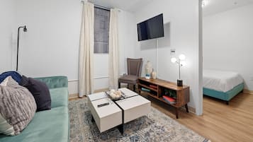 1 bedroom, free WiFi, bed sheets