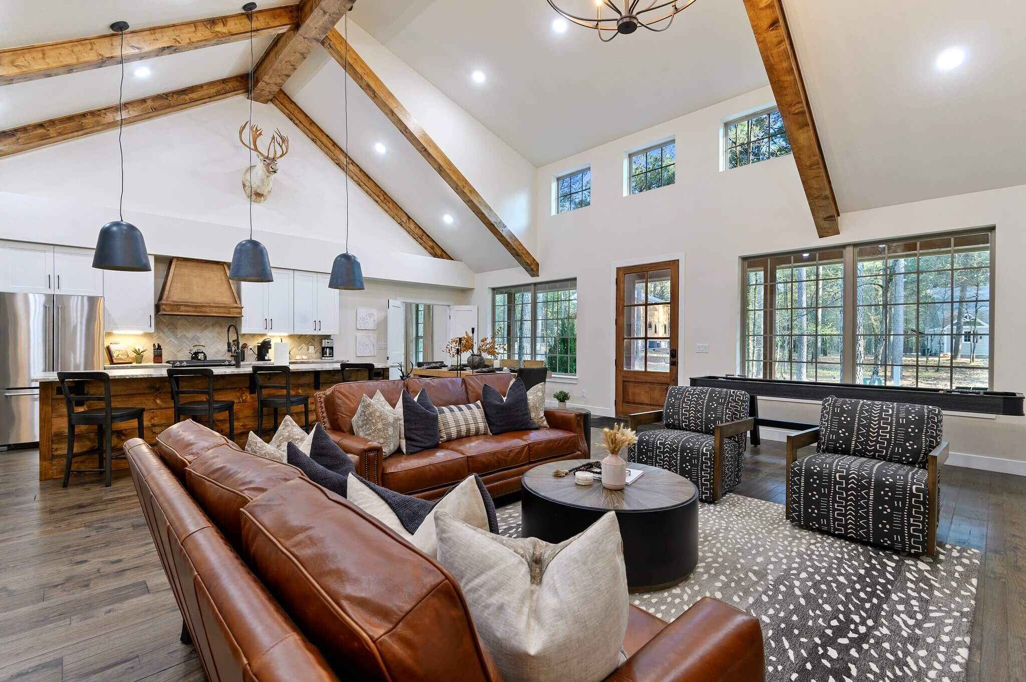 Smart TV, fireplace, video games