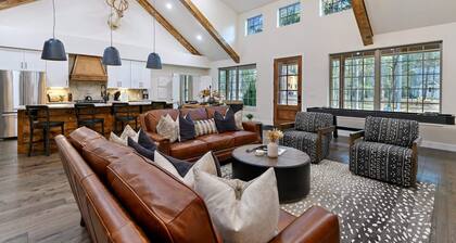 Pickleball, Pool, Splash Fountain ,Clubhouse , Walking Trails , Basketball