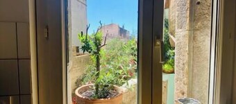 Le Grand Mole garden view