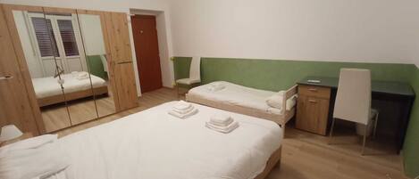 Triple Room | Free WiFi