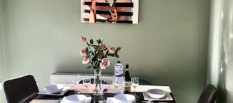 Stunning 3-bed House in Bristol